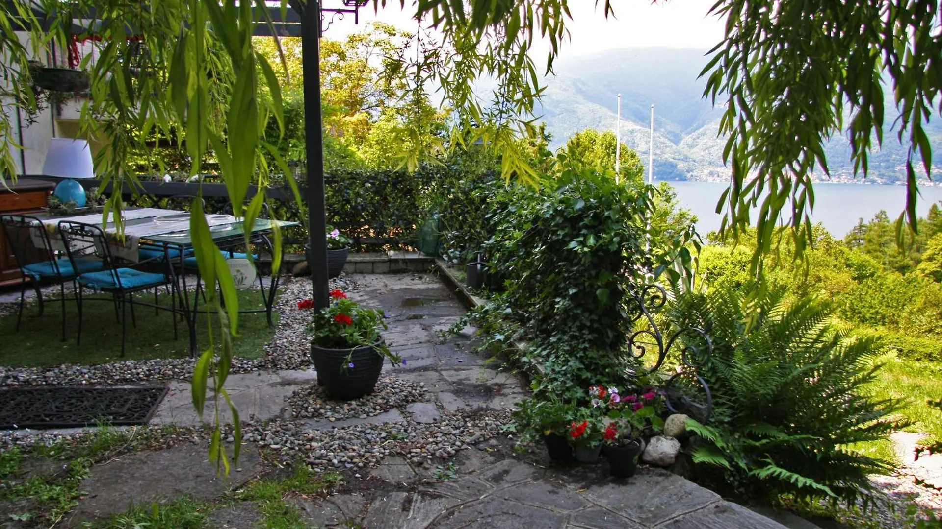 Villa Grazie Mille - Charming Lake Como Escape Perledo Italy