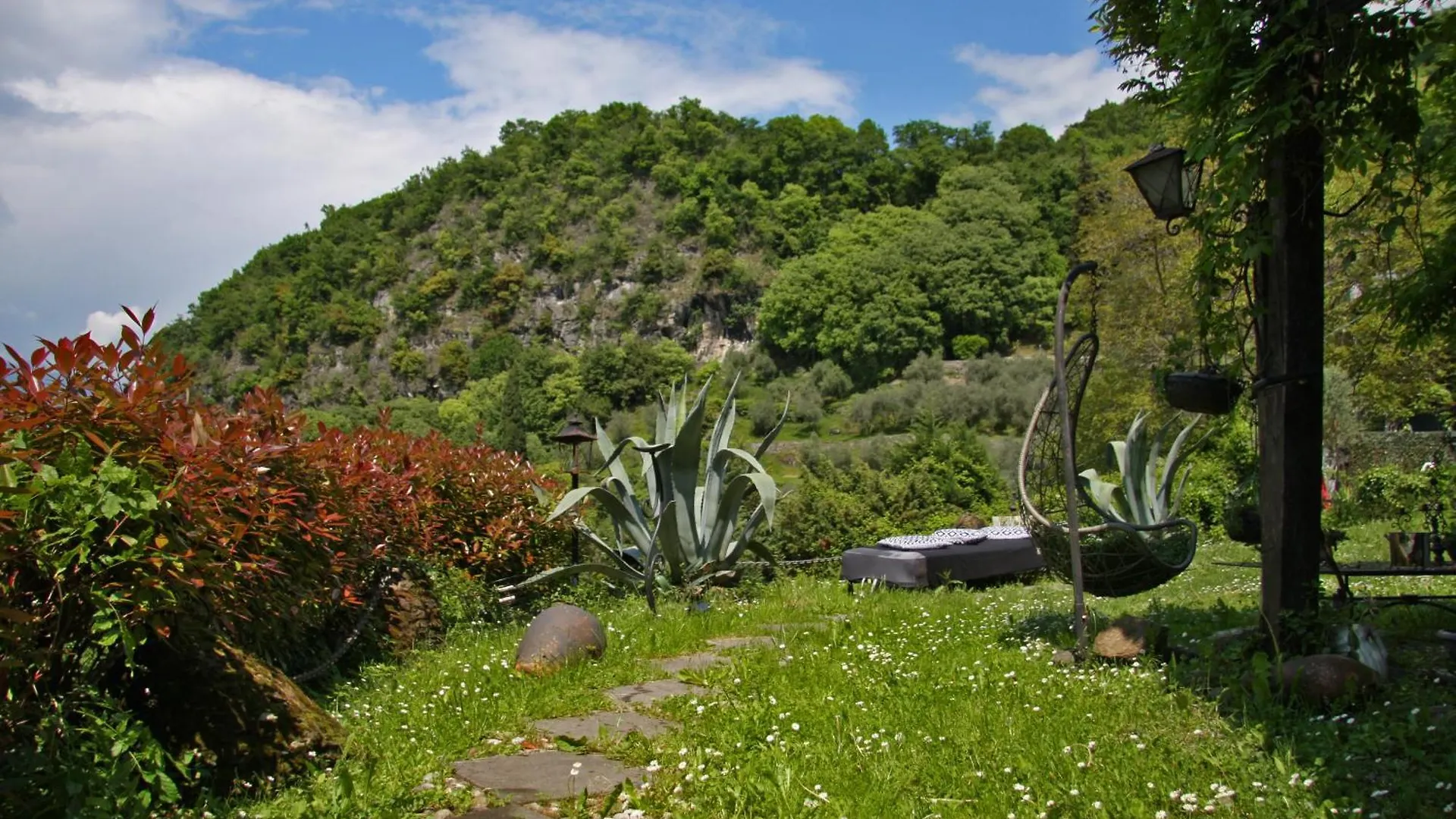 Villa Grazie Mille - Charming Lake Como Escape Perledo Guest house