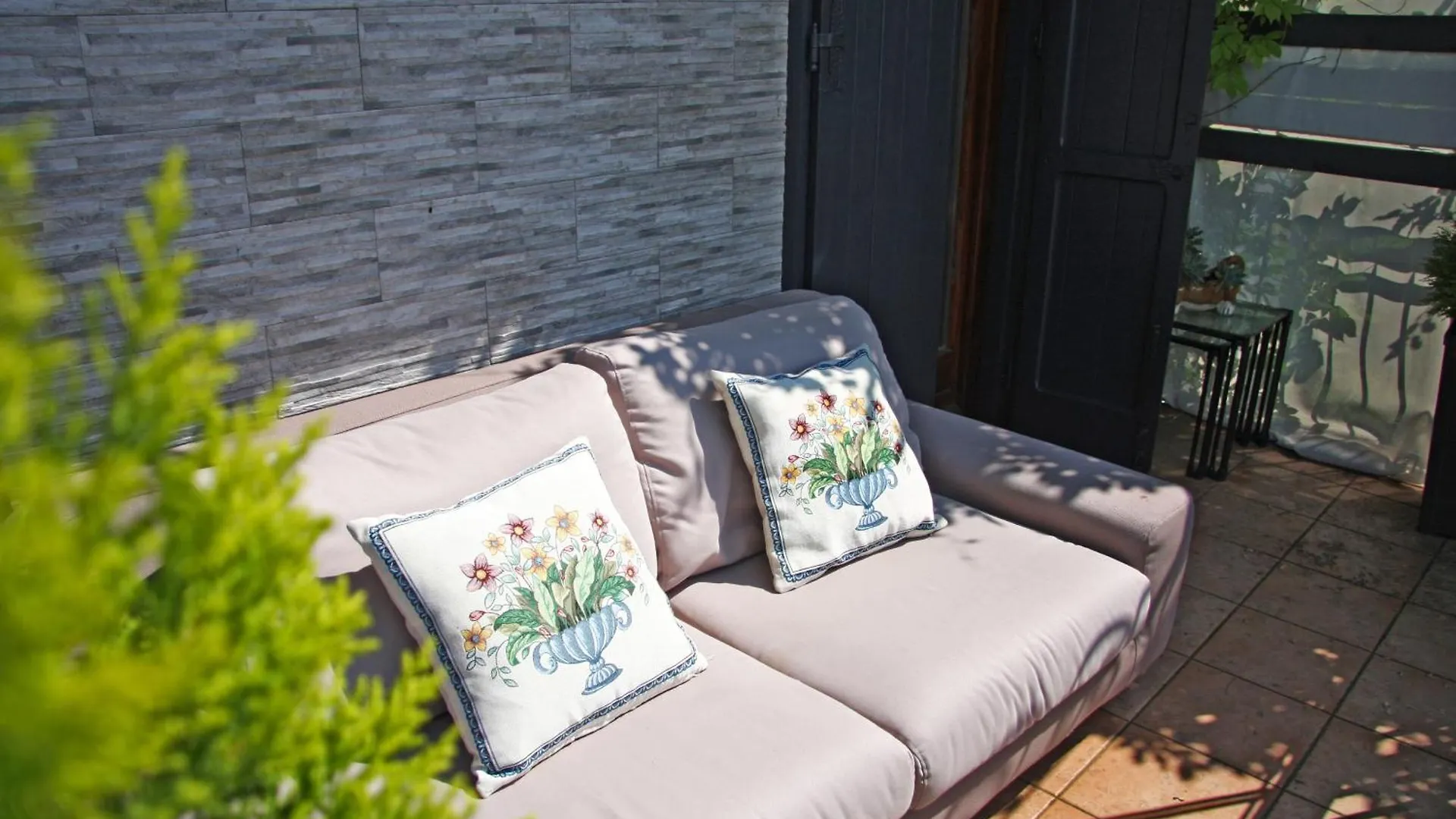 Guest house Villa Grazie Mille - Charming Lake Como Escape Perledo Italy
