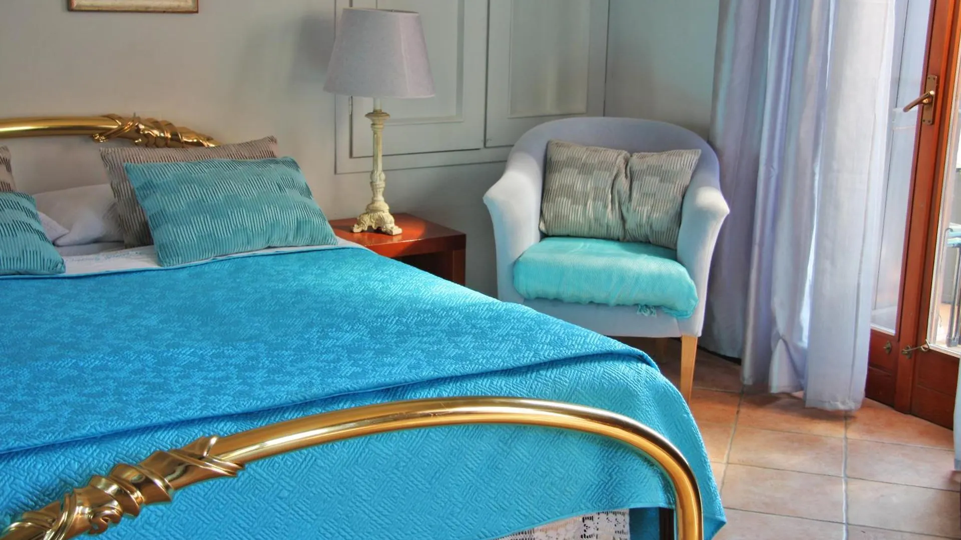 Guest house Villa Grazie Mille - Charming Lake Como Escape Perledo